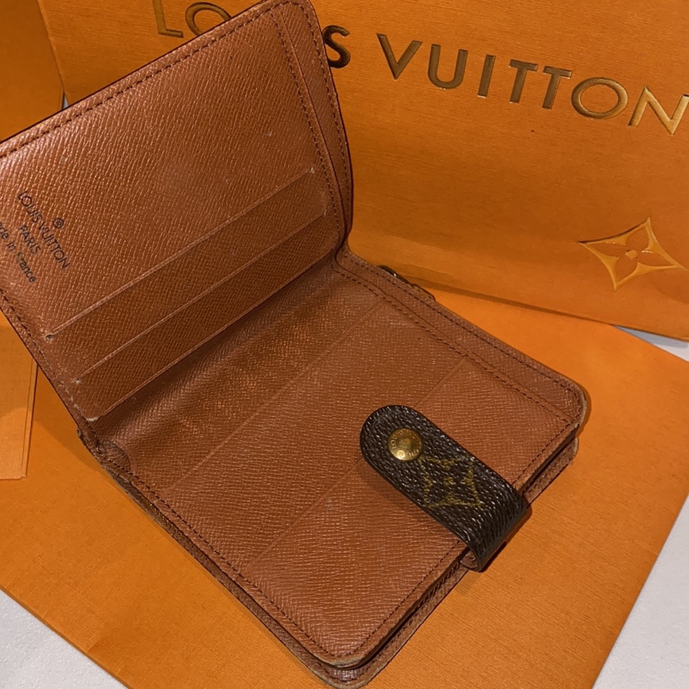 Auth Louis Vuitton Paris monogram compact zip bifold wallet leather interior - Picture 7 of 14
